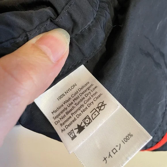 EDDIE BAUER -Travex Jacket , black , size medium - Picture 5 of 6